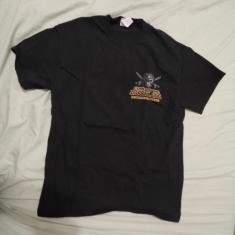 Medium The Pirates House Savannah, GA Graphic T-shirt